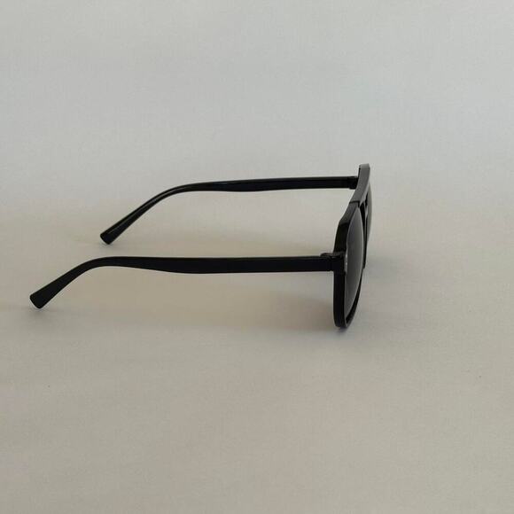 Black square sunglasses with - Picture 3 of 8